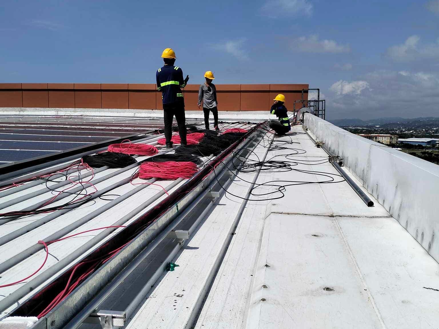 Hospitality & Retail facility · Cebu City, Cebu · 1.4 MWp — solar array