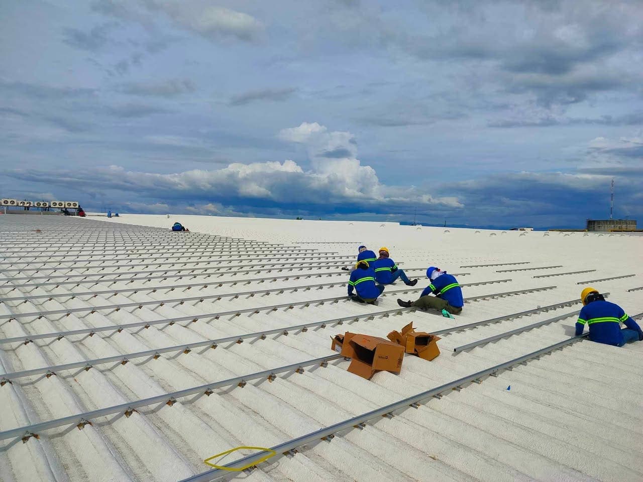 Retail & Malls facility · Cabanatuan, Nueva Ecija · 1.05 MWp — site photography
